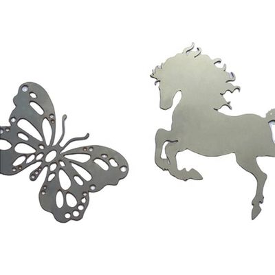金属装飾品 低価格レーザー切削 鋼板