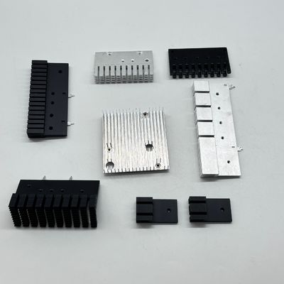シートメタル製造 オーダーメイド アルミプロファイル 熱シンク CNC加工 アルミエクストルーションラジエーター